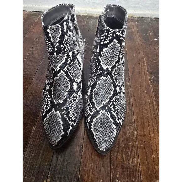 Blondo Elvina Snakeskin Waterproof Ankle Booties - Picture 4 of 16